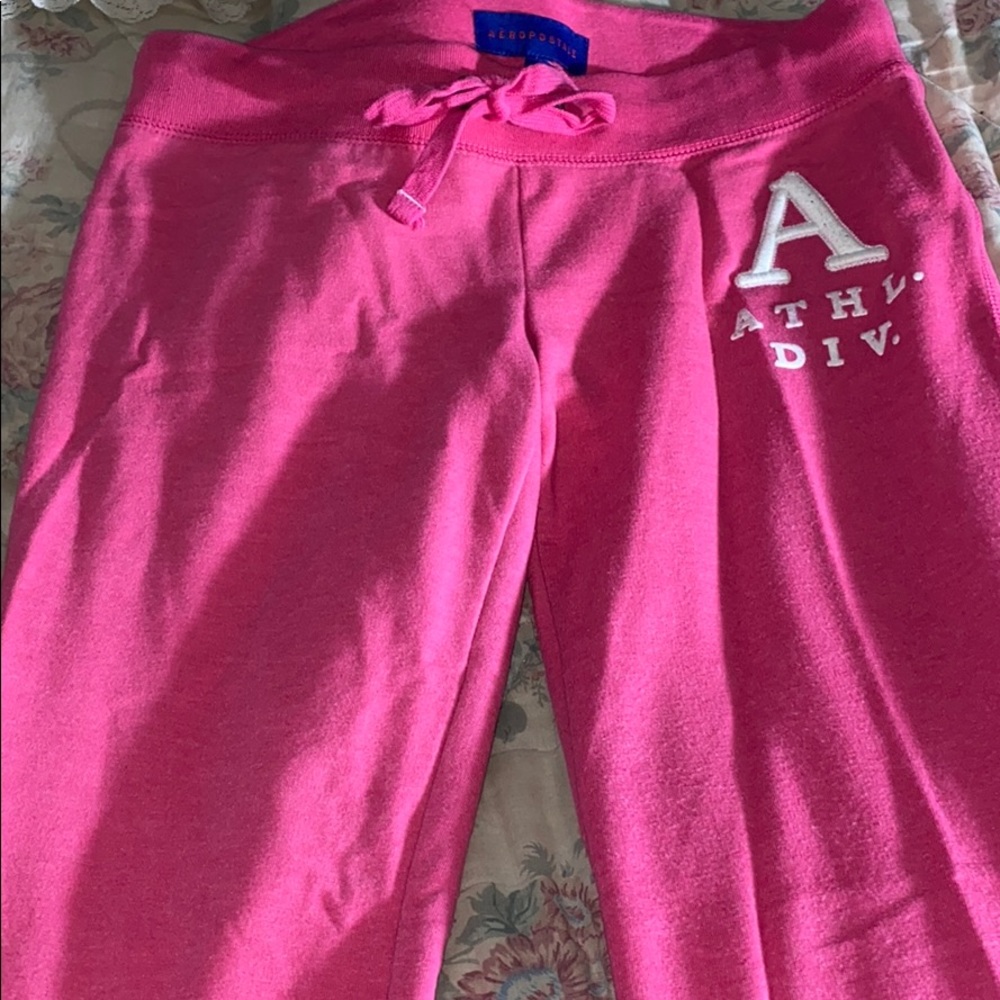 Pink Aeropostale sweatsuit